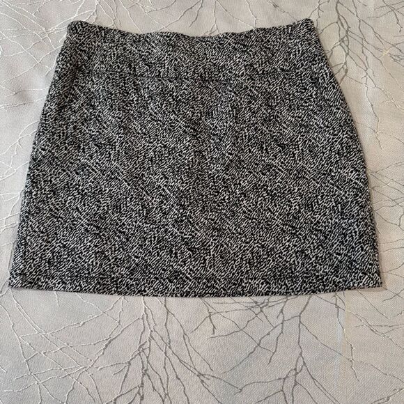 Attyre Black White Abstract Animal Print Pattern Pockets Tennis Golf SZ 6 - Picture 1 of 6